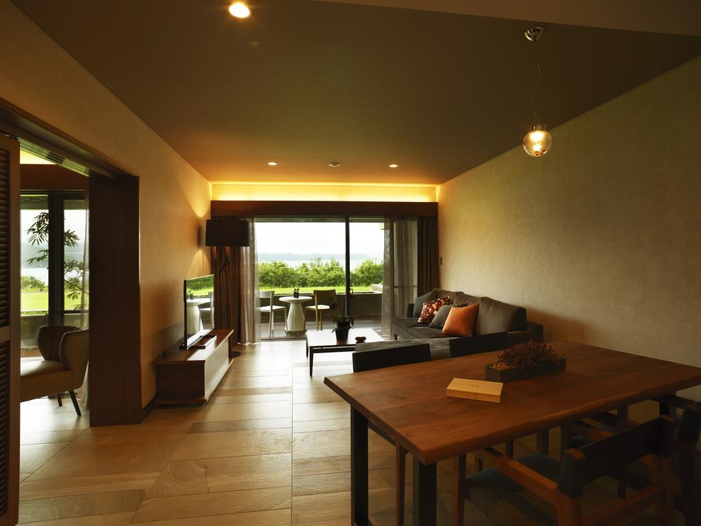 Minamiawaji Hotel Anaga מראה חיצוני תמונה