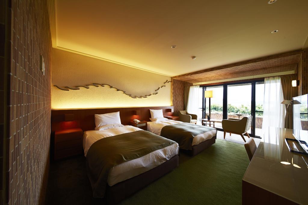 Minamiawaji Hotel Anaga מראה חיצוני תמונה