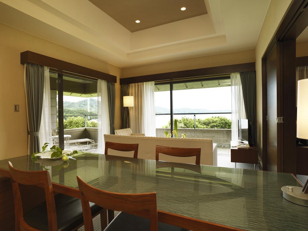 Minamiawaji Hotel Anaga מראה חיצוני תמונה